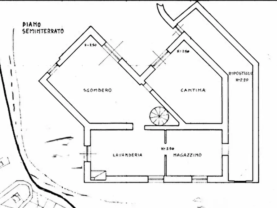 Immagine 21 di Villa in vendita  a Passignano Sul Trasimeno