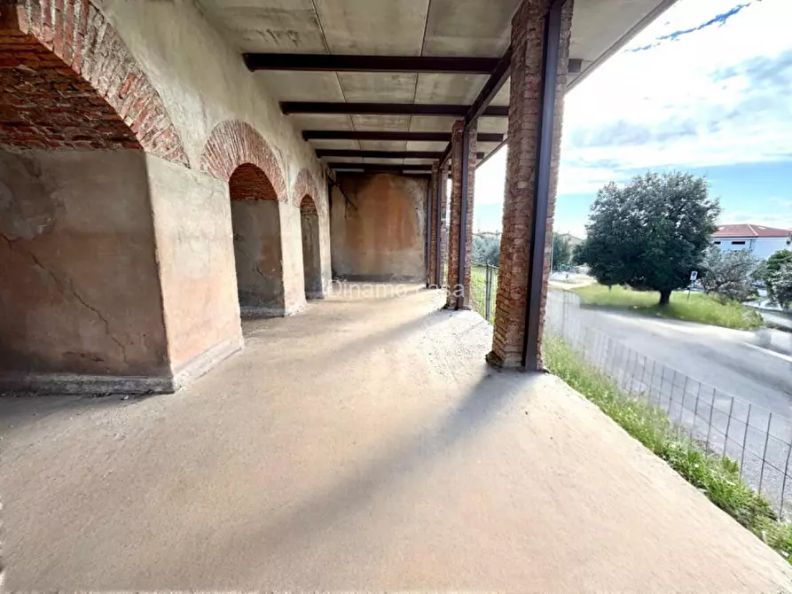 Immagine 15 di Loft/Open space in vendita  in Via del Poggio a Prato