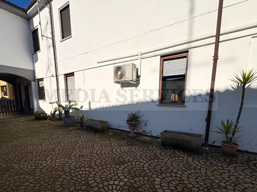 Immagine 3 di Appartamento in vendita  in via Case Basse n° 23 a Sannazzaro De' Burgondi