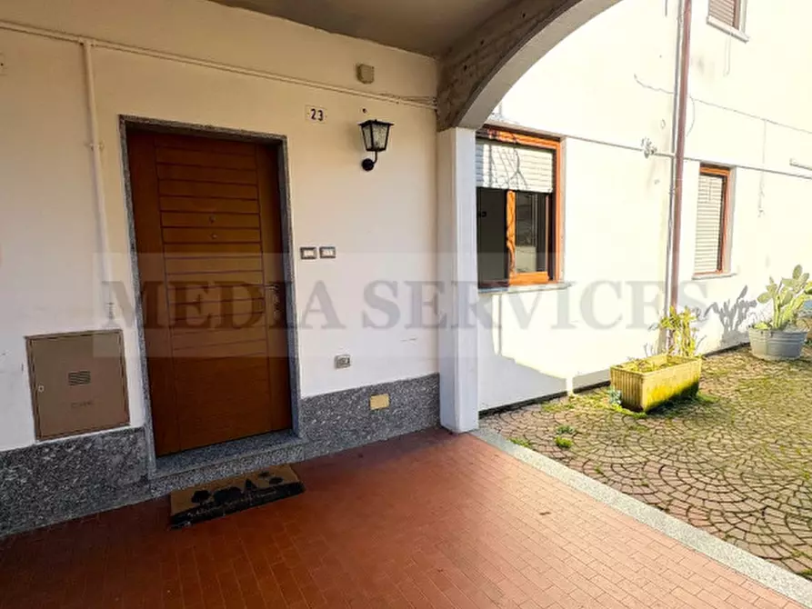 Immagine 19 di Appartamento in vendita  in via Case Basse n° 23 a Sannazzaro De' Burgondi