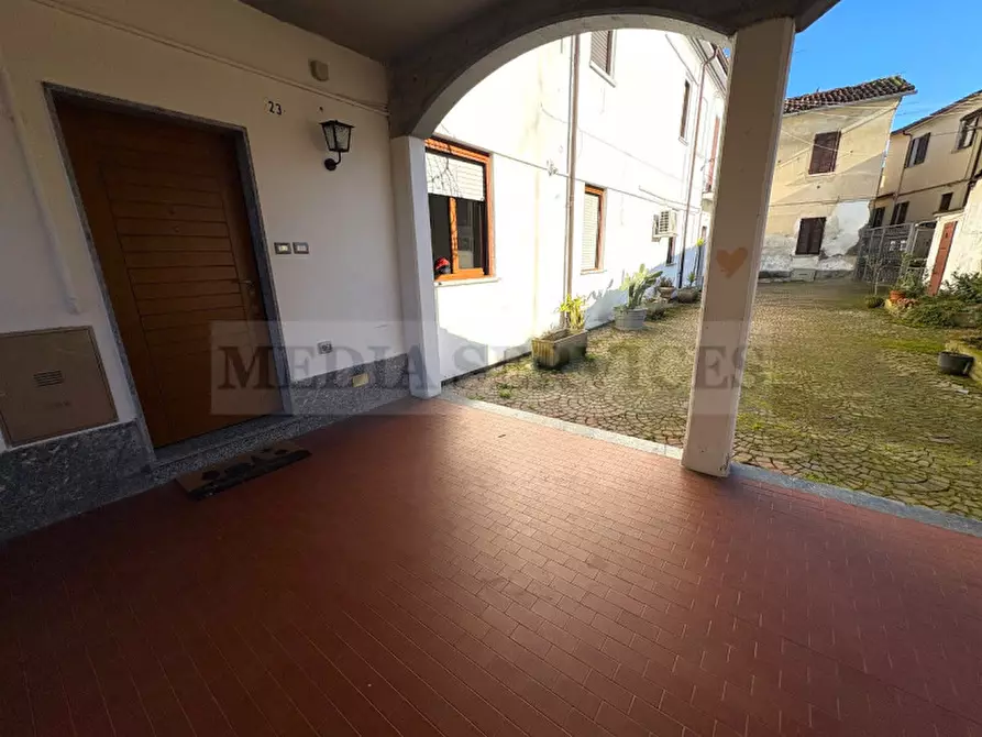 Immagine 24 di Appartamento in vendita  in via Case Basse n° 23 a Sannazzaro De' Burgondi