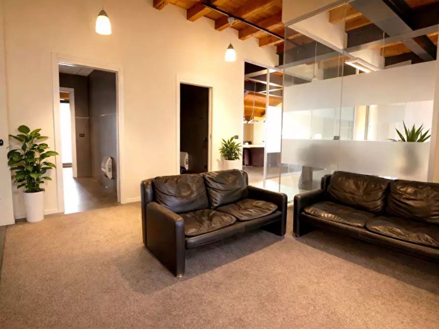 Immagine 3 di Ufficio in affitto  in Via vecchia Ferriera a Vicenza