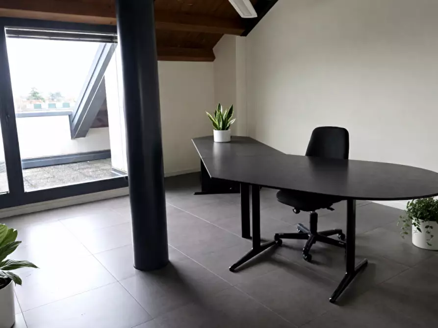 Immagine 8 di Ufficio in affitto  in Via vecchia Ferriera a Vicenza