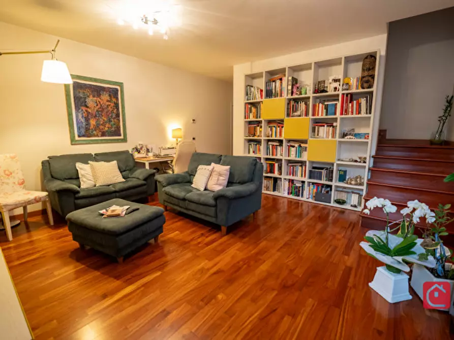 Immagine 6 di Casa trifamiliare in vendita  a Selvazzano Dentro