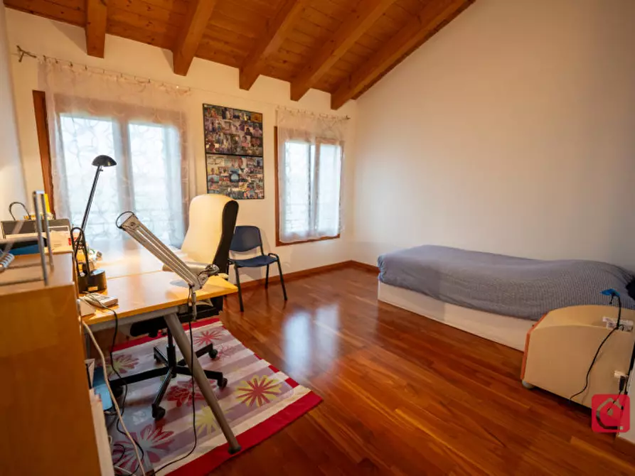 Immagine 22 di Casa trifamiliare in vendita  a Selvazzano Dentro