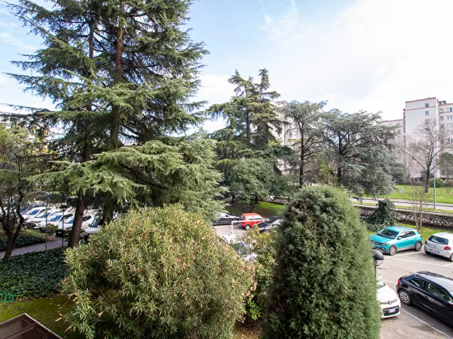 Immagine 2 di Appartamento in vendita  in VIA MISA 4 a Bologna