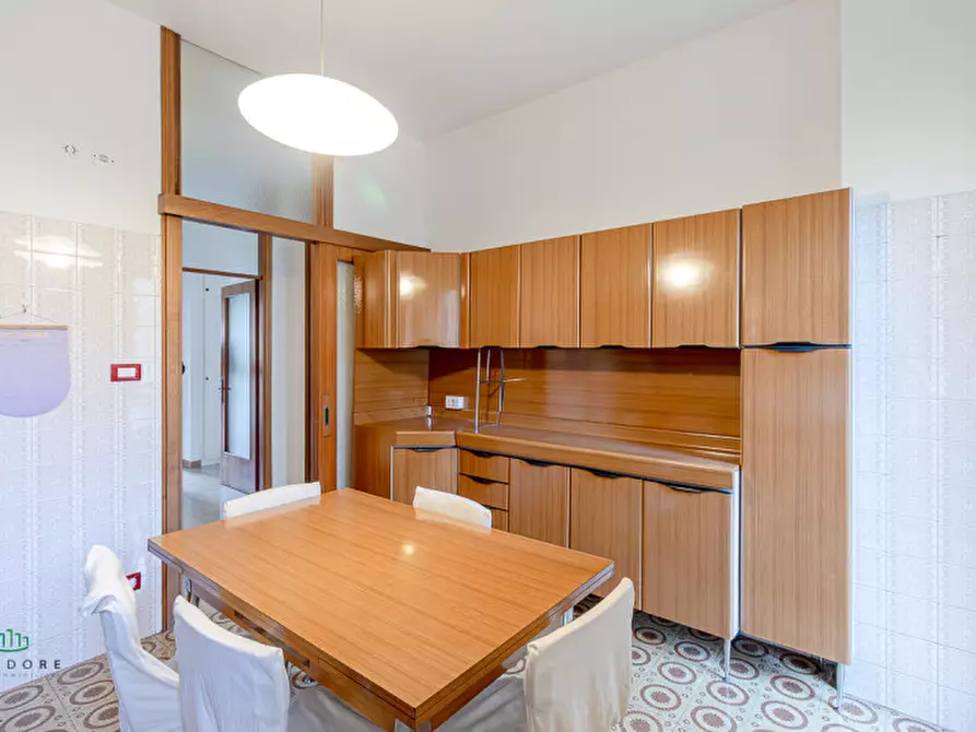 Immagine 10 di Appartamento in vendita  in VIA MISA 4 a Bologna