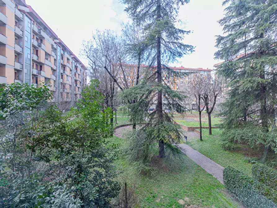 Immagine 28 di Appartamento in vendita  in VIA MISA 4 a Bologna