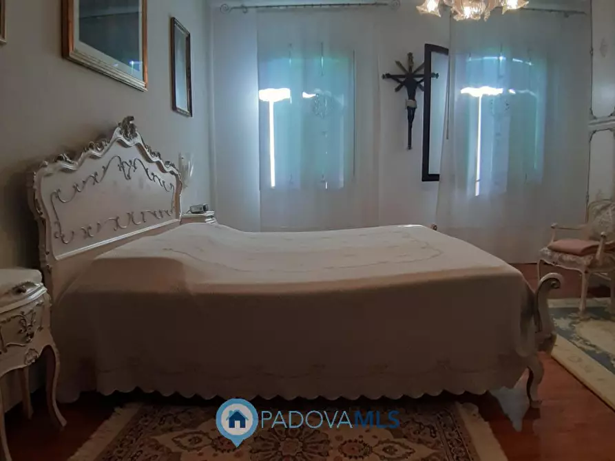 Immagine 54 di Villa in vendita  a Baone