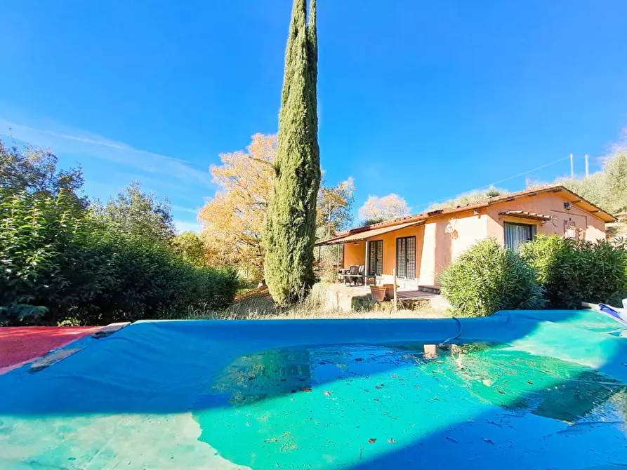 Immagine 15 di Rustico / casale in vendita  a Magione