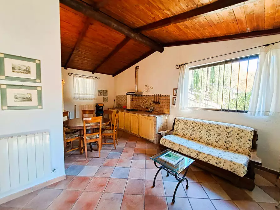 Immagine 19 di Rustico / casale in vendita  a Magione