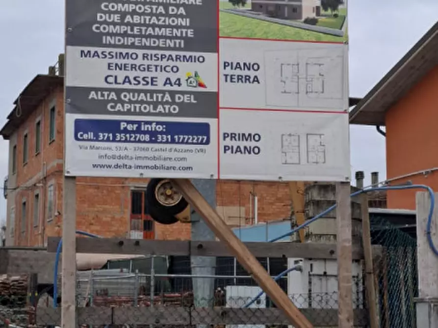 Immagine 3 di Casa bifamiliare in vendita  in Via Cattaneo a Isola Della Scala