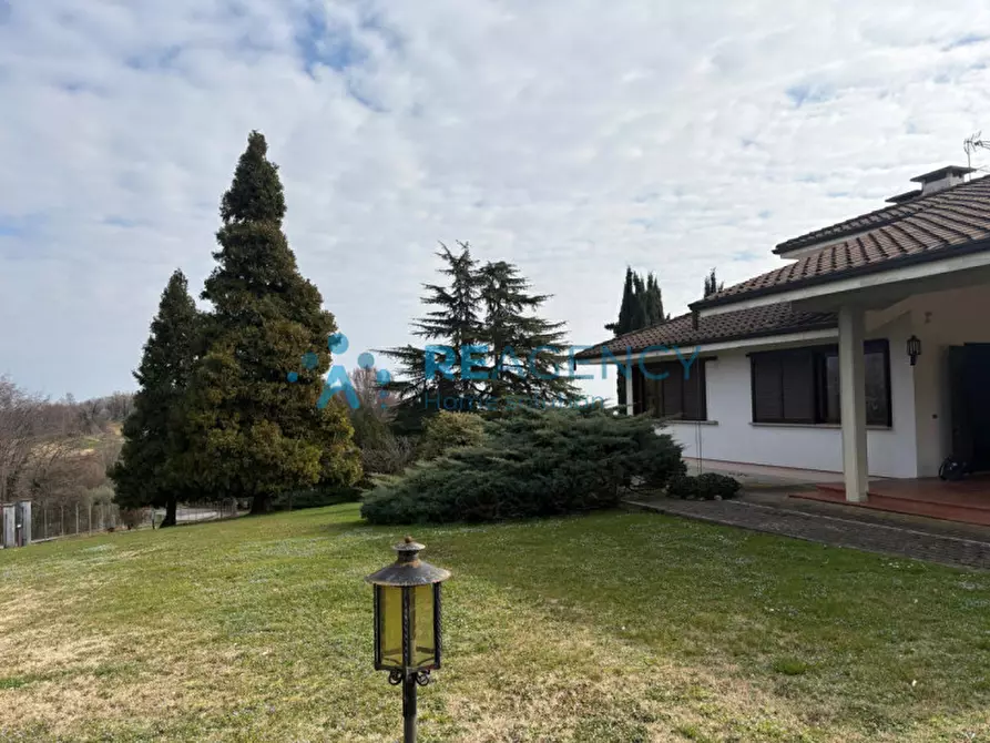 Immagine 1 di Villa in vendita  a Isola Vicentina