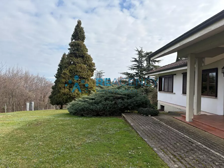 Immagine 2 di Villa in vendita  a Isola Vicentina