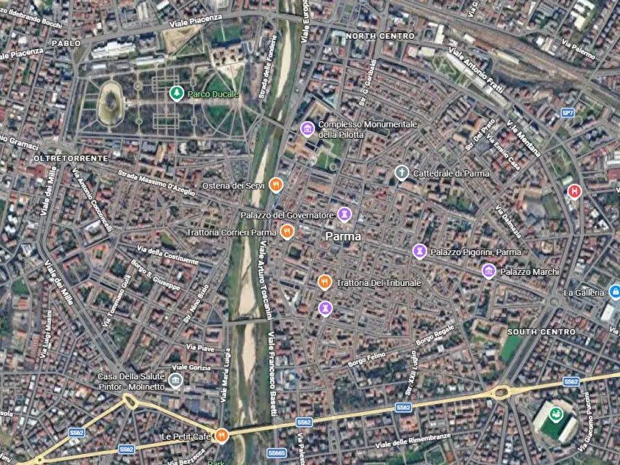 Immagine 1 di Palazzo in vendita  in Parma Centro a Parma