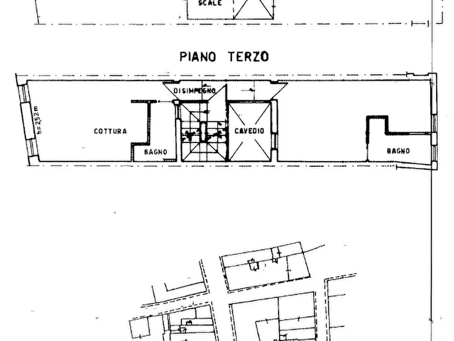 Immagine 19 di Palazzo in vendita  in Parma Centro a Parma
