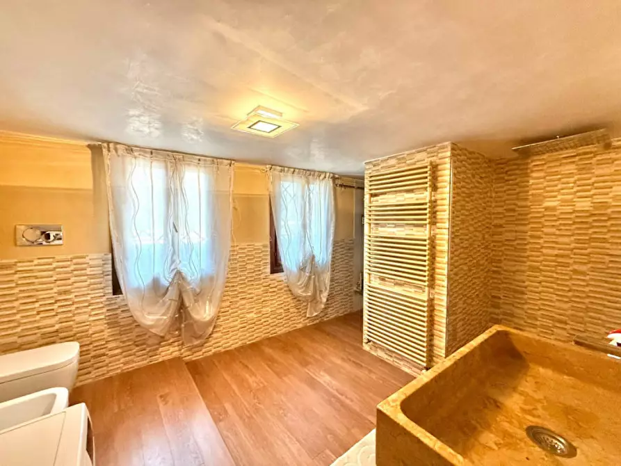 Immagine 9 di Rustico / casale in vendita  in Via Roma a Albettone