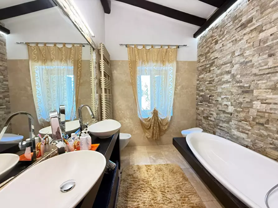 Immagine 18 di Rustico / casale in vendita  in Via Roma a Albettone