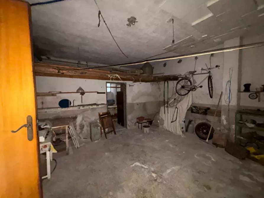 Immagine 5 di Casa indipendente in vendita  in Via Acqua Regente a Paternò