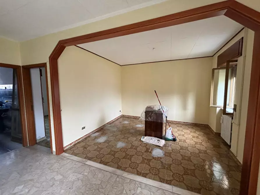 Immagine 10 di Casa indipendente in vendita  in Via Acqua Regente a Paternò