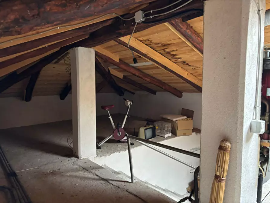 Immagine 14 di Casa indipendente in vendita  in Via Acqua Regente a Paternò