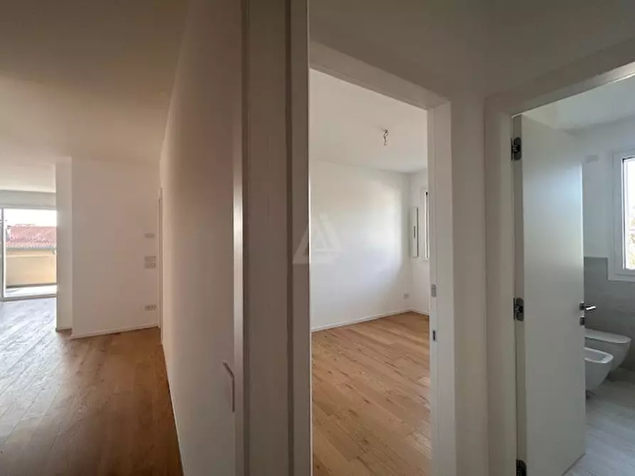 Immagine 15 di Attico in vendita  in Via San Pio X a Castelfranco Veneto