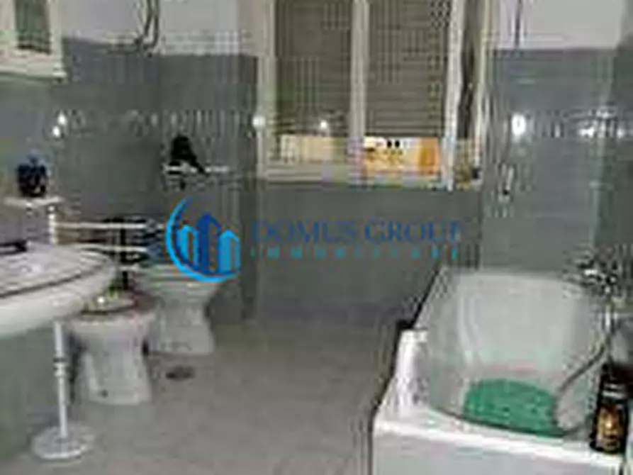 Immagine 26 di Appartamento in vendita  in VIA FLAVIO STILICONE a Roma