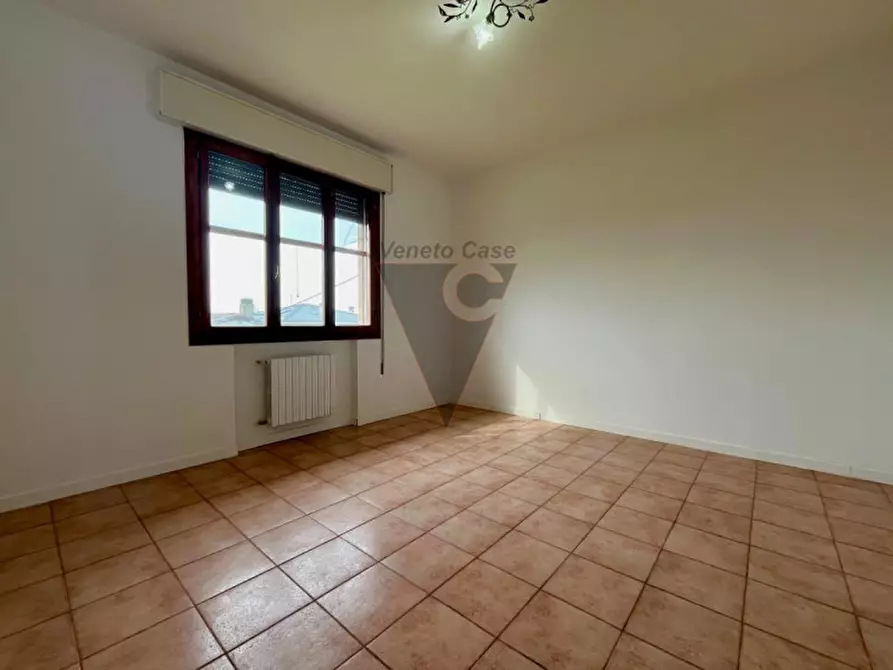 Immagine 9 di Casa bifamiliare in vendita  in Via Raffaello Sanzio a Campagna Lupia