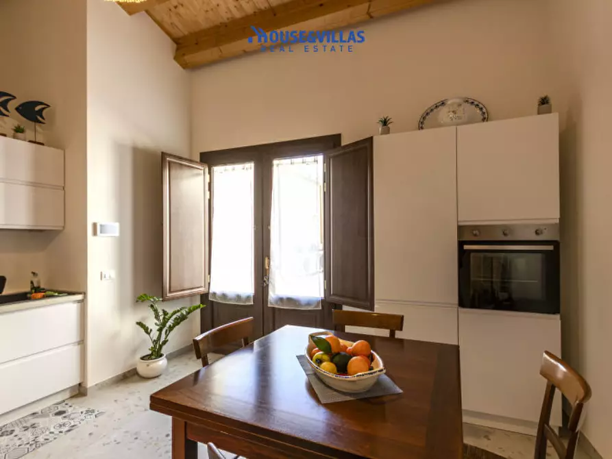 Immagine 8 di Villetta a schiera in vendita  in Via Milano a Avola