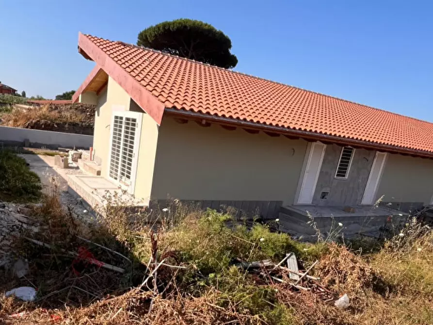 Immagine 2 di Casa bifamiliare in vendita  in Via della Cannuccia a Anzio