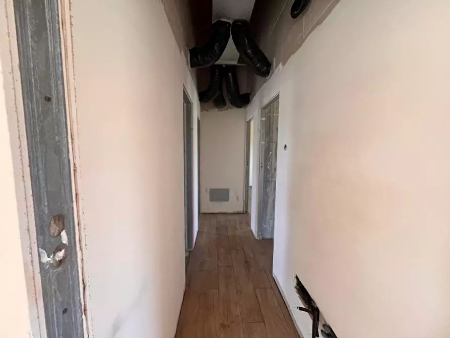 Immagine 5 di Casa bifamiliare in vendita  in Via della Cannuccia a Anzio