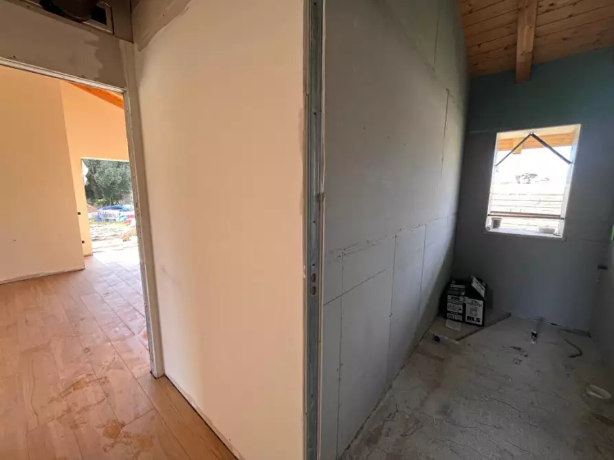 Immagine 6 di Casa bifamiliare in vendita  in Via della Cannuccia a Anzio