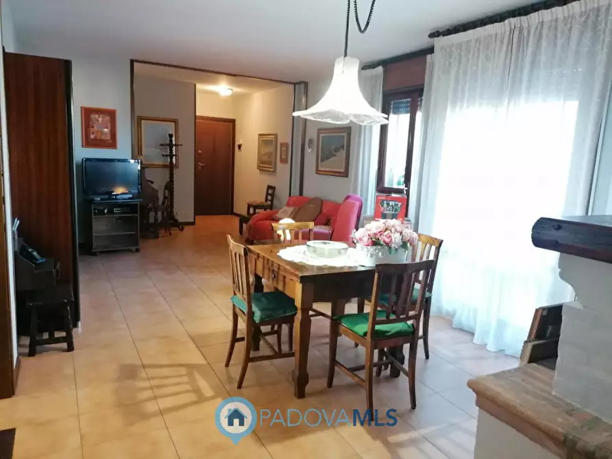 Immagine 1 di Appartamento in vendita  in VIA GRAMSCI 1 a Cadoneghe
