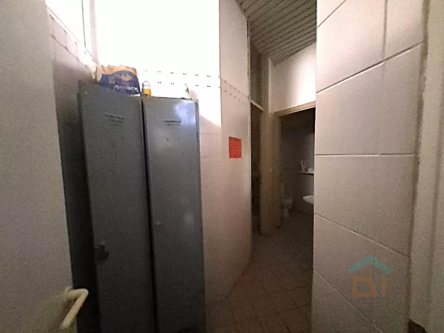 Immagine 17 di Attività commerciale in vendita  in viale del capricorno 63 a Grado