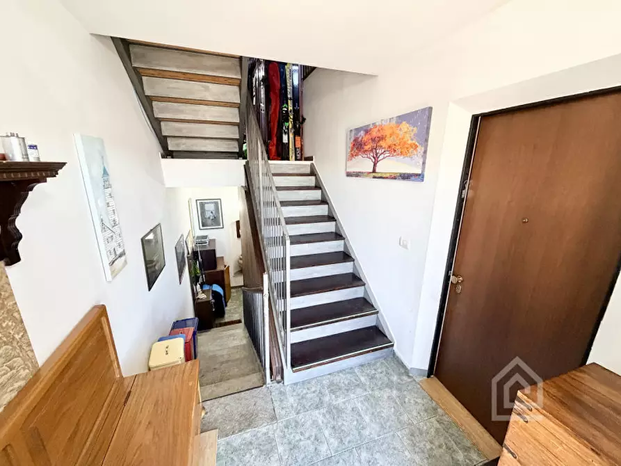 Immagine 25 di Attico in vendita  in Strada Statale Torino-Milano 11 a Villareggia