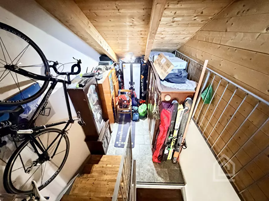 Immagine 28 di Attico in vendita  in Strada Statale Torino-Milano 11 a Villareggia