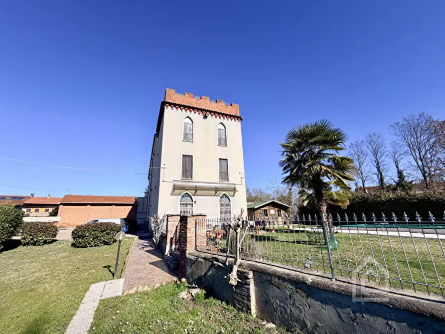 Immagine 34 di Attico in vendita  in Strada Statale Torino-Milano 11 a Villareggia