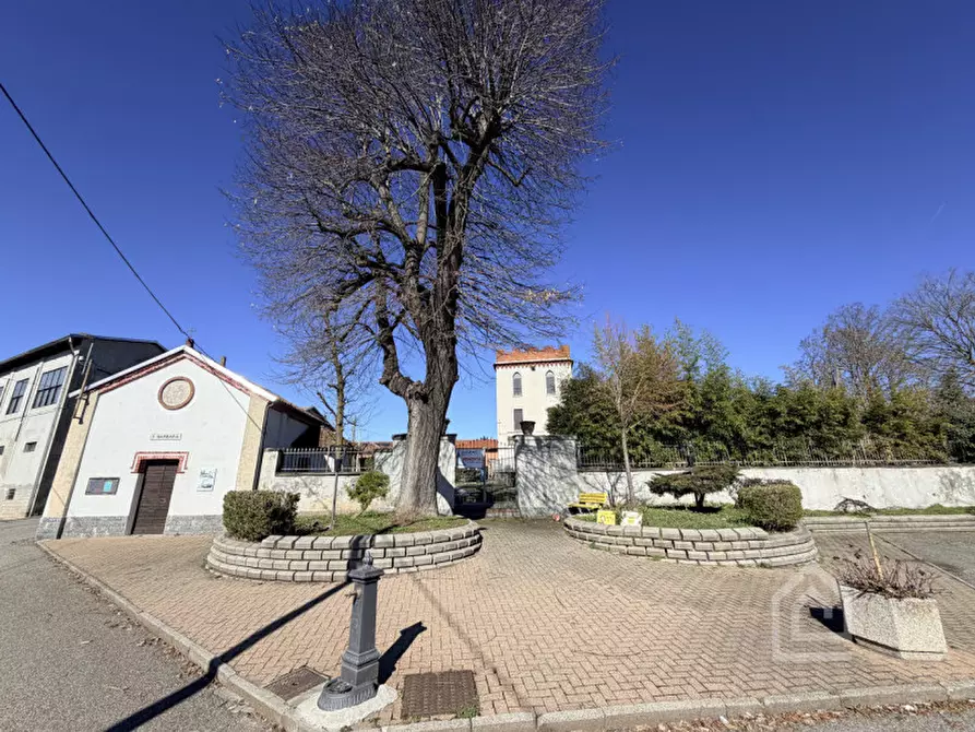 Immagine 42 di Attico in vendita  in Strada Statale Torino-Milano 11 a Villareggia