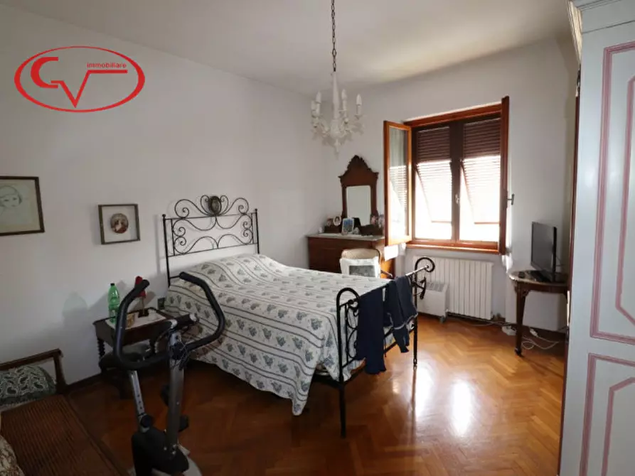 Immagine 24 di Casa bifamiliare in vendita  in Via Trebbia a Montevarchi