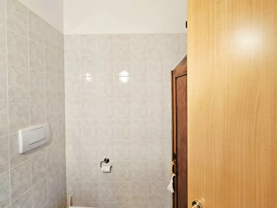 Immagine 6 di Ufficio in affitto  in VIA ANTONIO CORRADINI a Este