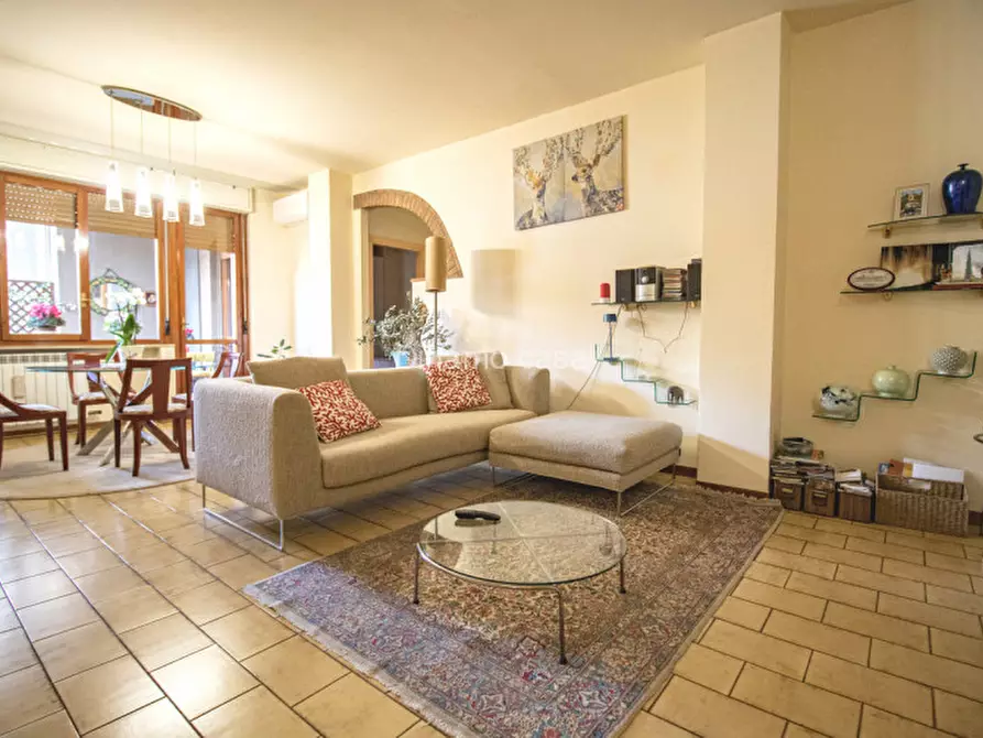 Immagine 1 di Appartamento in vendita  a Prato