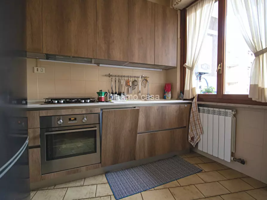 Immagine 3 di Appartamento in vendita  a Prato