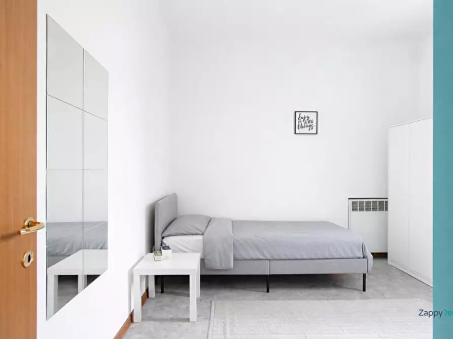 Immagine 2 di Camera in affitto  in Viale Quirico Filopanti, 2 a Bologna