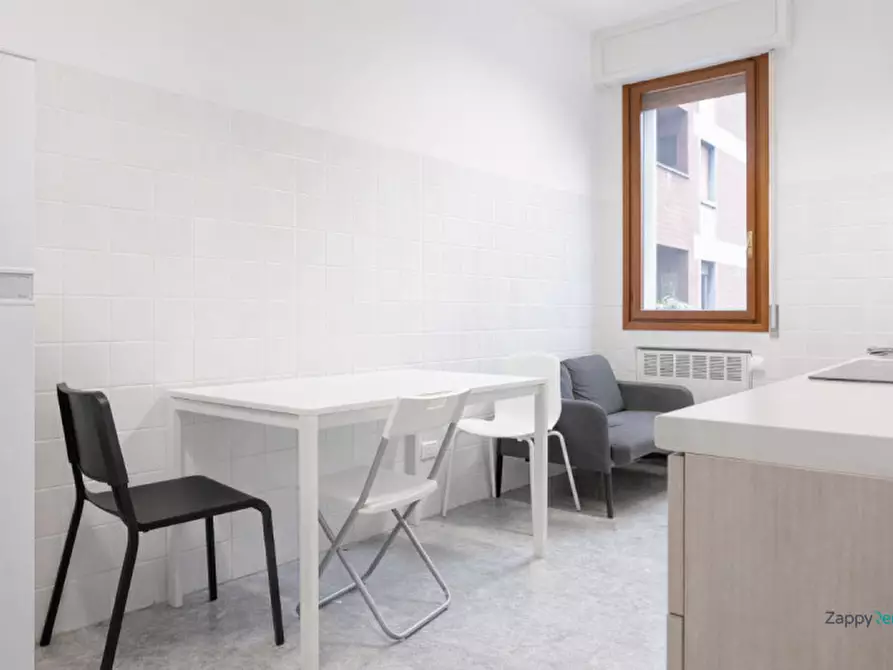 Immagine 5 di Camera in affitto  in Viale Quirico Filopanti, 2 a Bologna