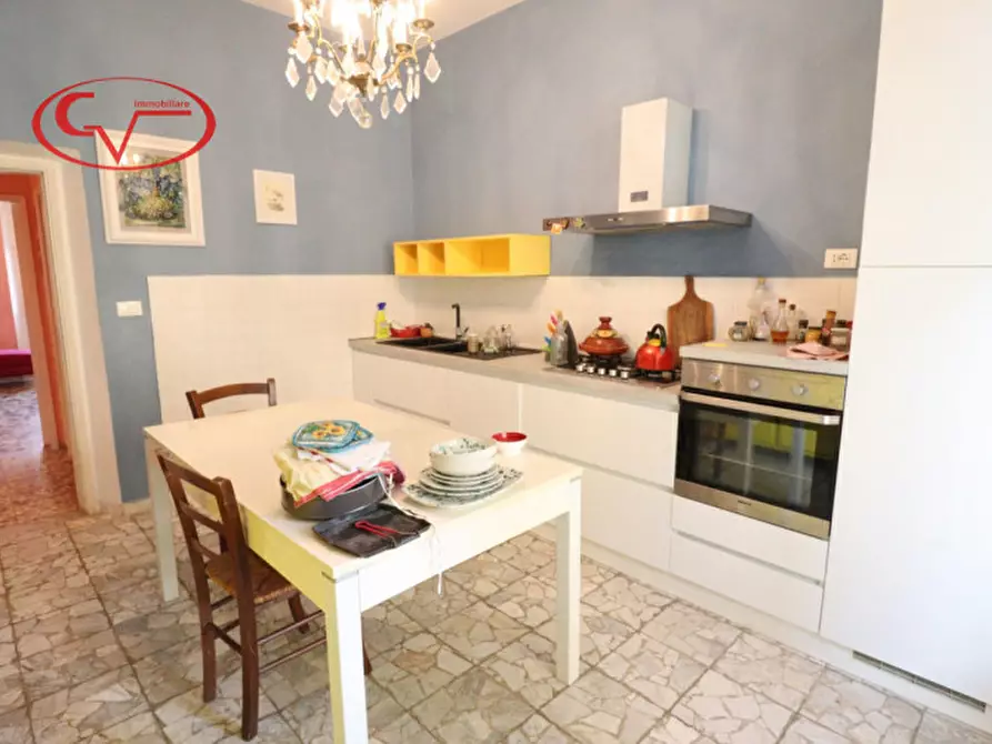 Immagine 4 di Appartamento in vendita  in Viale Giacomo Matteotti a Montevarchi