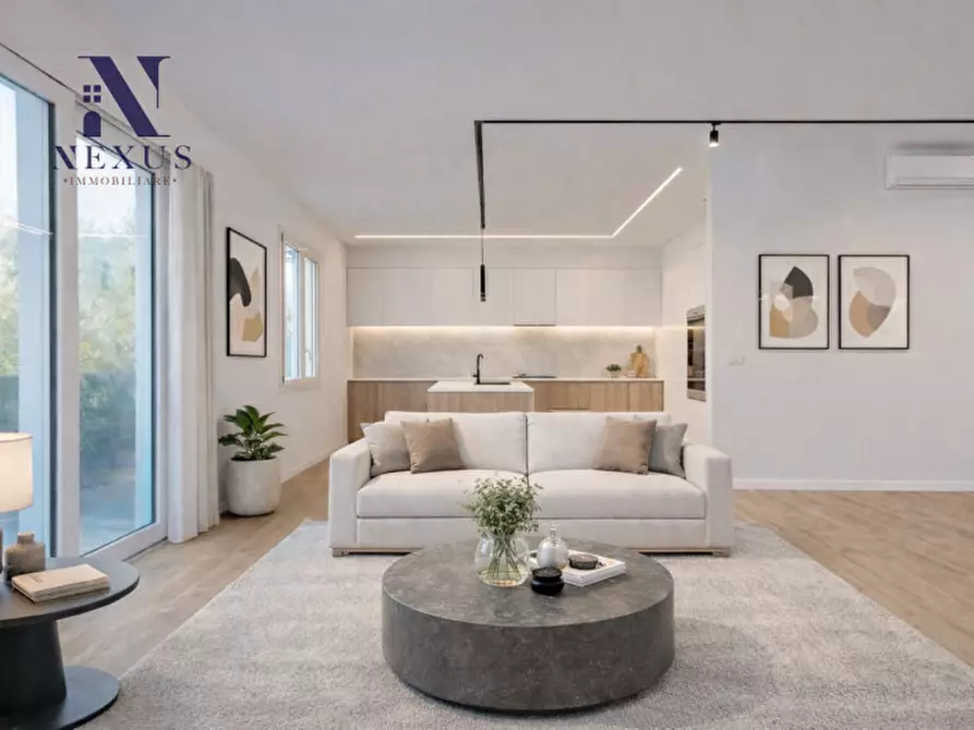 Immagine 2 di Appartamento in vendita  in Strada Nazionale Flaminia 358 a Fano