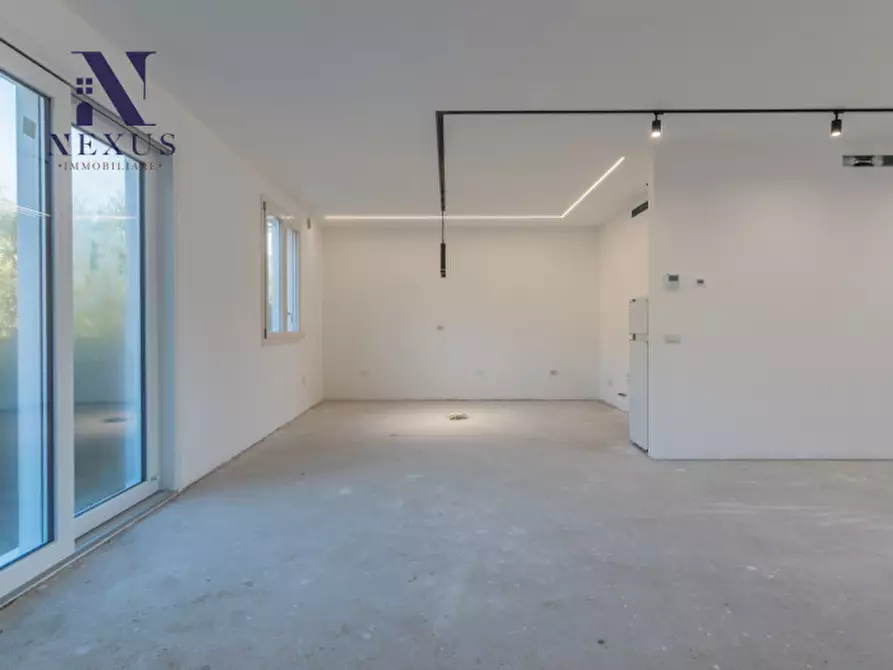 Immagine 20 di Appartamento in vendita  in Strada Nazionale Flaminia 358 a Fano