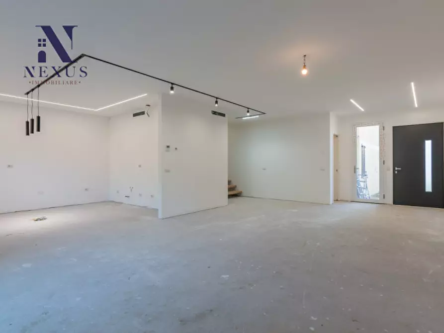 Immagine 24 di Appartamento in vendita  in Strada Nazionale Flaminia 358 a Fano