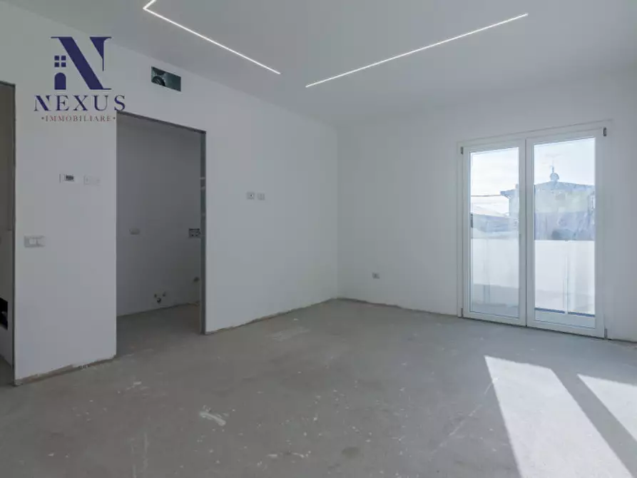 Immagine 32 di Appartamento in vendita  in Strada Nazionale Flaminia 358 a Fano