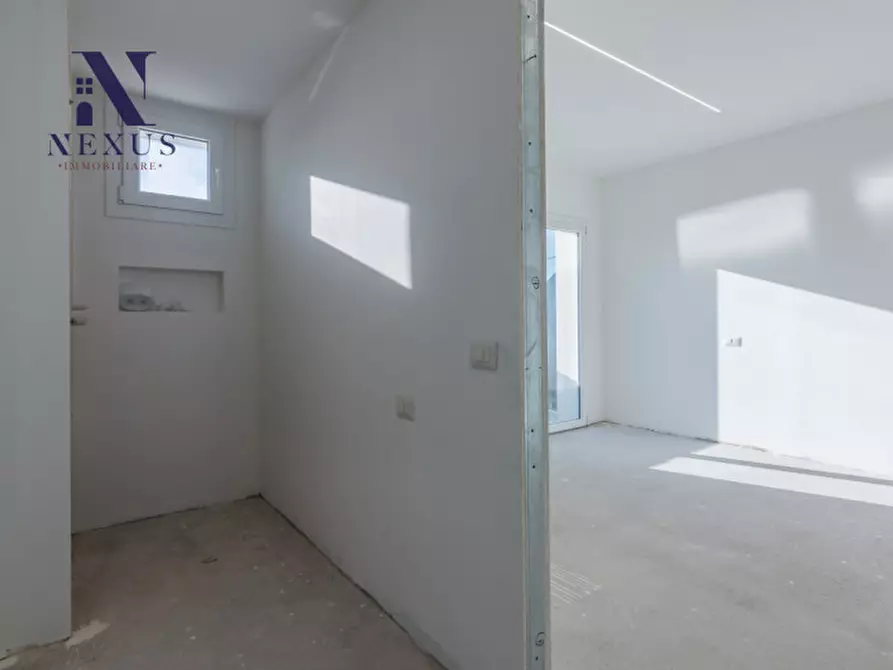 Immagine 33 di Appartamento in vendita  in Strada Nazionale Flaminia 358 a Fano